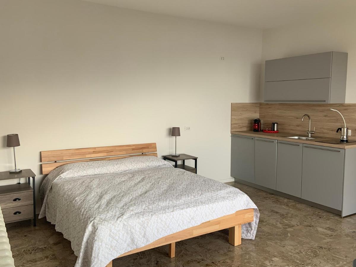 לואינו Casa Colmegna Mit Traumhaften See- Und Bergblick מראה חיצוני תמונה