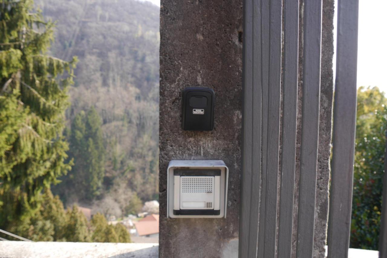לואינו Casa Colmegna Mit Traumhaften See- Und Bergblick מראה חיצוני תמונה